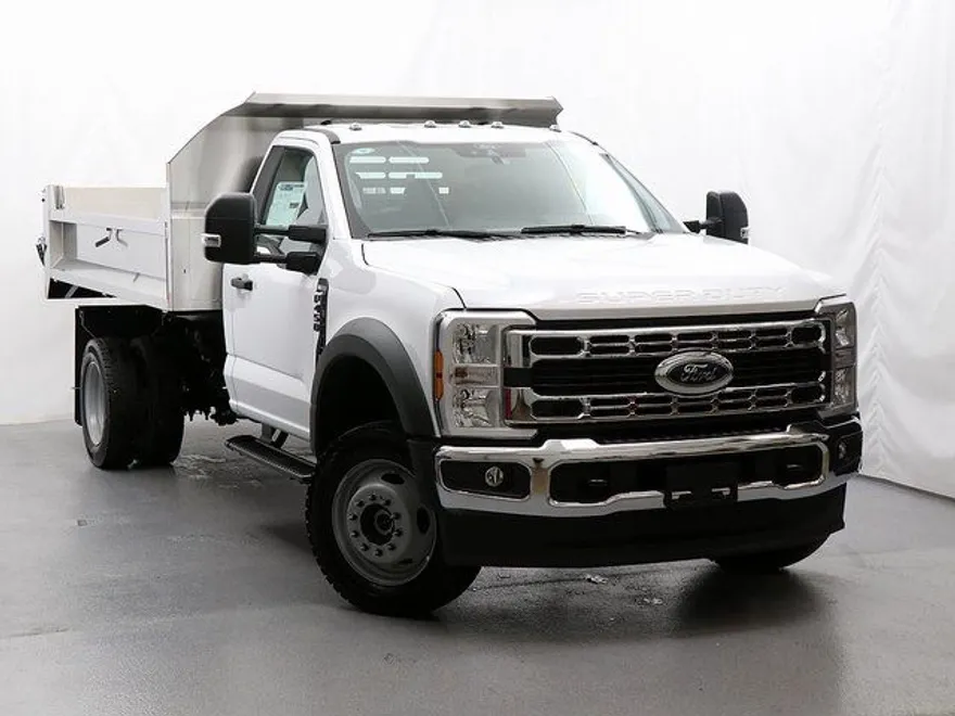 2025 Ford F-450 XL photo 1