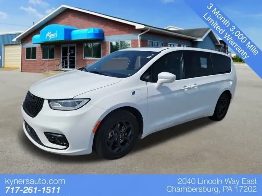 2022 Chrysler Pacifica Hybrid Limited photo 1