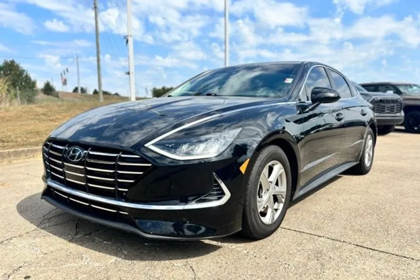 2021 Hyundai Sonata SE photo 1