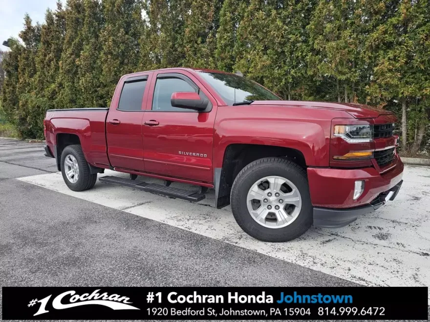 2018 Chevrolet Silverado 1500 LT photo 1