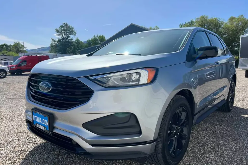2024 Ford Edge SE photo 1