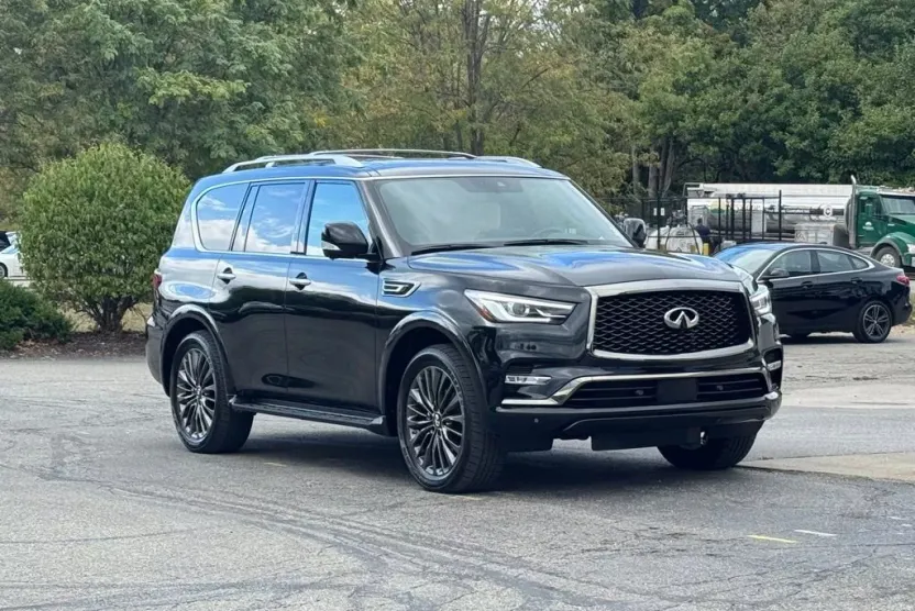 2024 Infiniti QX80 Sensory photo 1