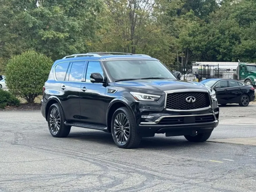 2024 Infiniti QX80 Sensory photo 1