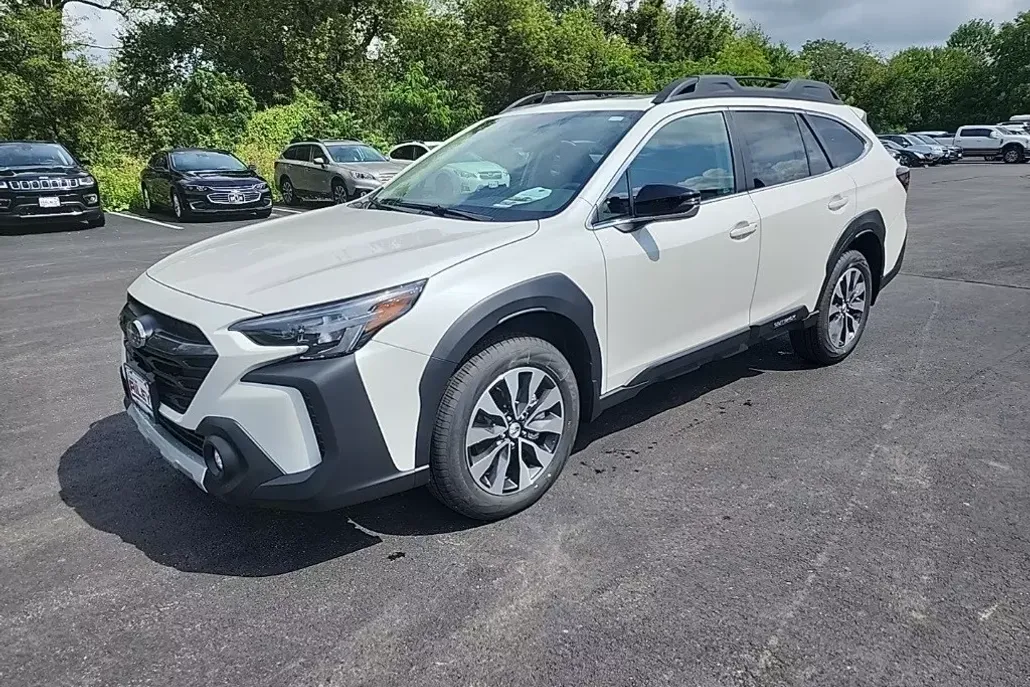 2025 Subaru Outback Limited photo 1