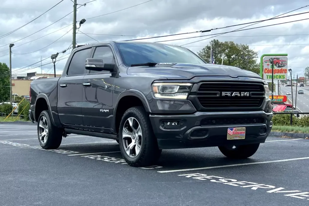 2019 Ram 1500 Laramie photo 1