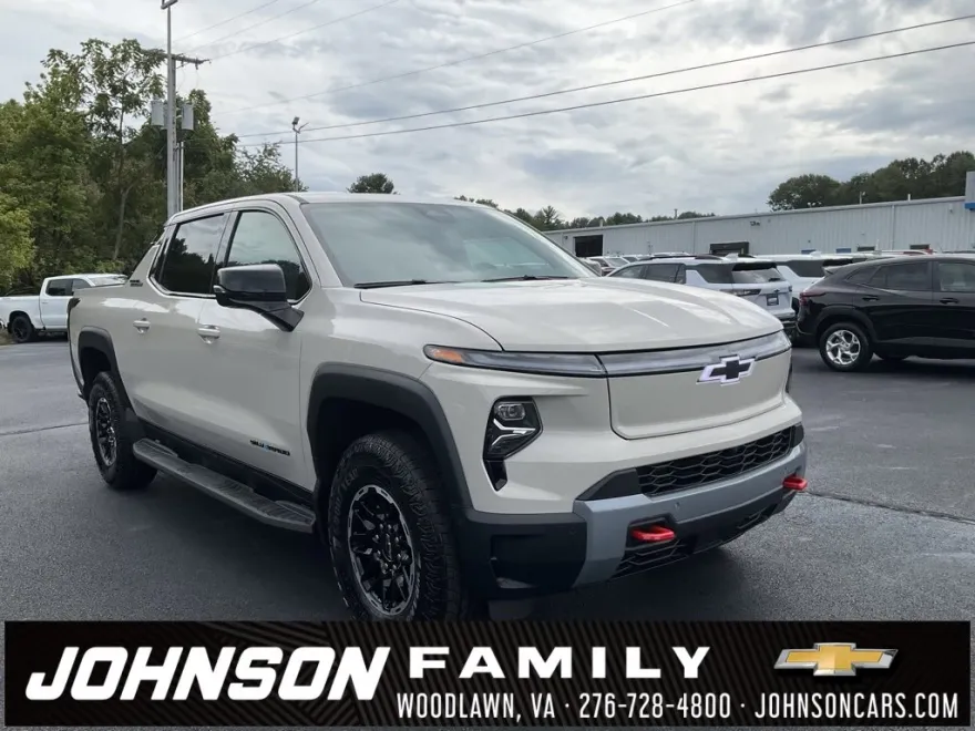 2026 Chevrolet Silverado EV Trail Boss photo 1