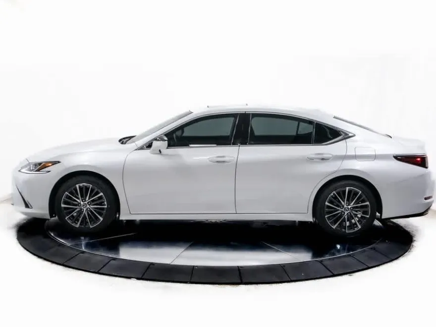 2022 Lexus ES Premium photo 1