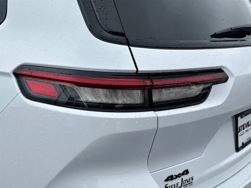 2025 Jeep Grand Cherokee L Summit photo 11