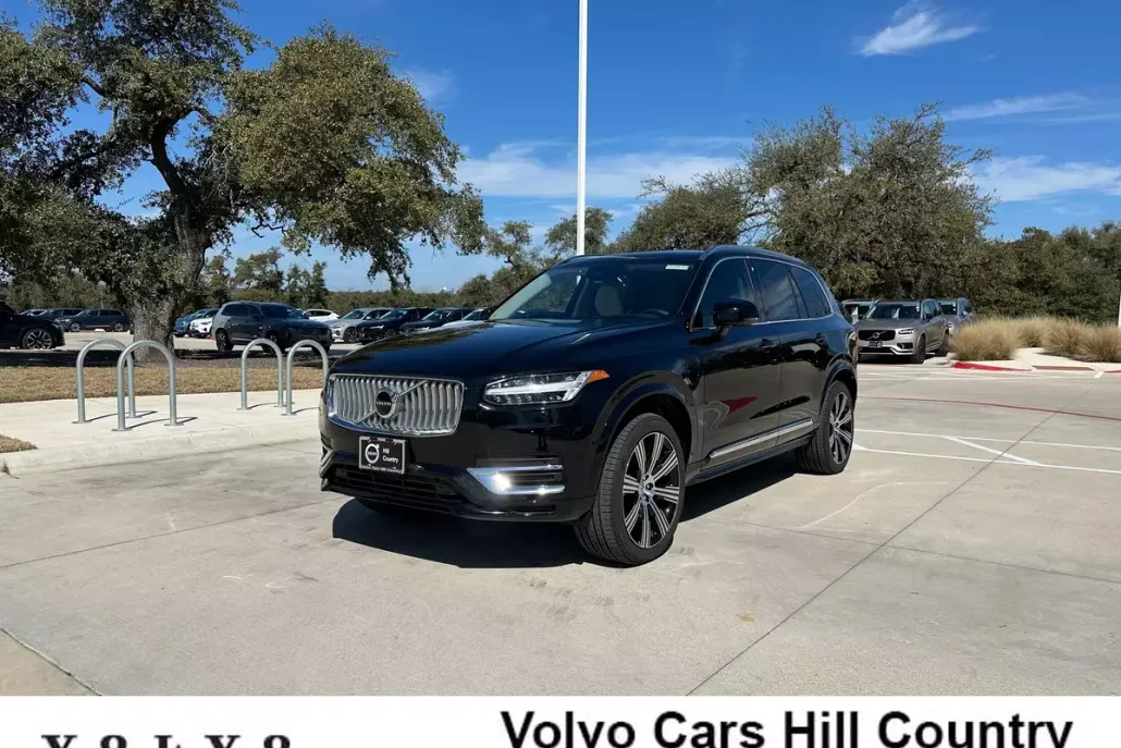2025 Volvo XC90 T8 photo 1