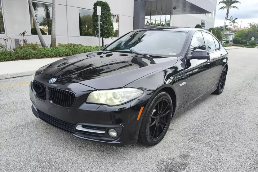 2016 Bmw 528i 5-series photo 1