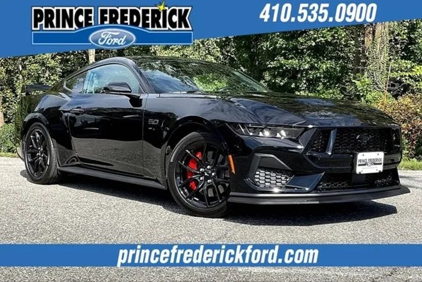 2025 Ford Mustang GT photo 1