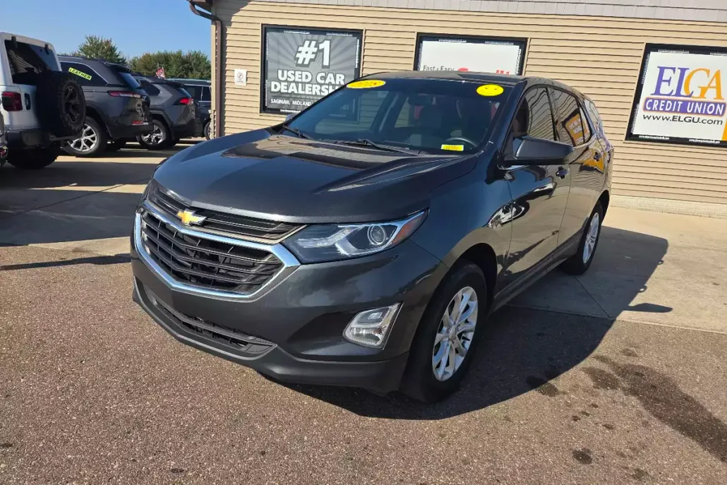 2018 Chevrolet Equinox LT photo 1
