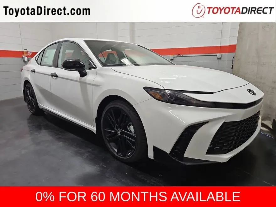 2026 Toyota Camry SE photo 1