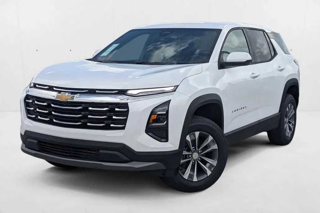 2026 Chevrolet Equinox LT photo 1