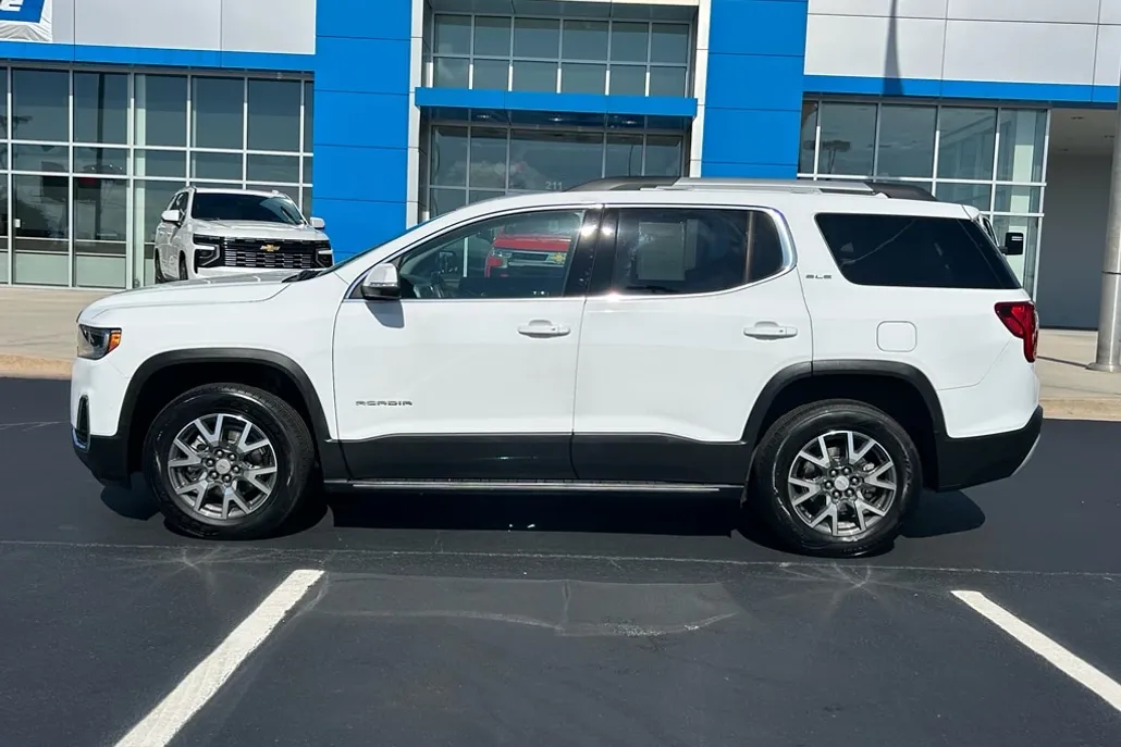 2023 Gmc Acadia SLE photo 1