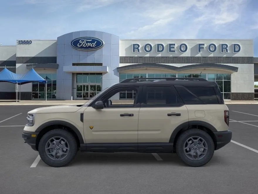 2024 Ford Bronco Sport Badlands photo 1
