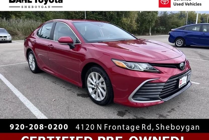 2024 Toyota Camry LE photo 1