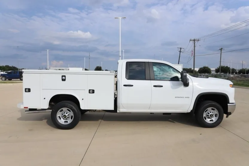 2024 Chevrolet Silverado Work Truck photo 1