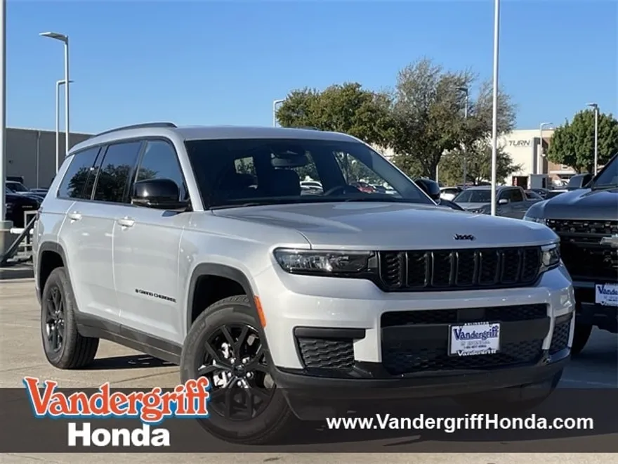 2024 Jeep Grand Cherokee Altitude photo 1