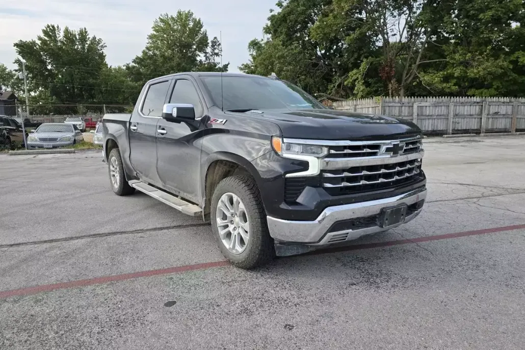 2022 Chevrolet Silverado 1500 LTZ photo 1