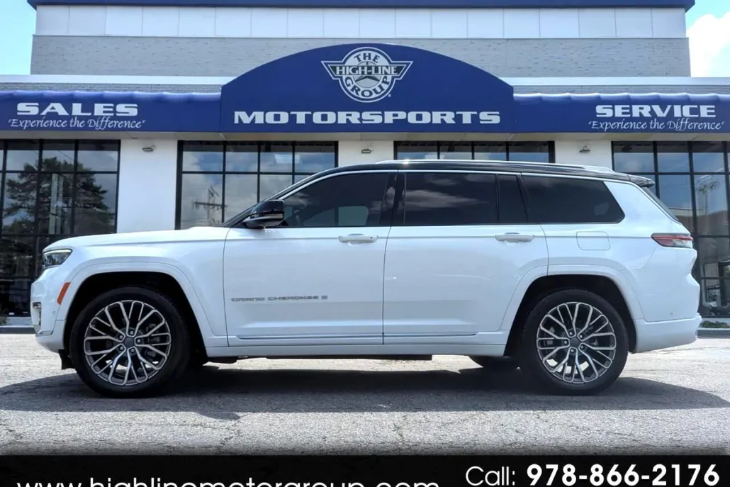 2021 Jeep Grand Cherokee L Summit Reserve photo 1