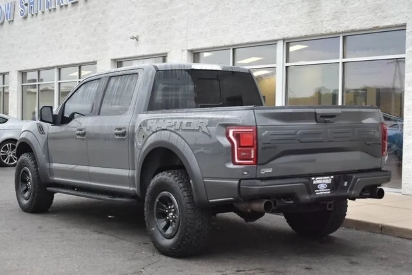 2018 Ford F-150 Raptor photo 1
