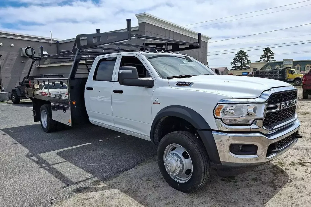 2024 Ram 5500 Tradesman photo 1