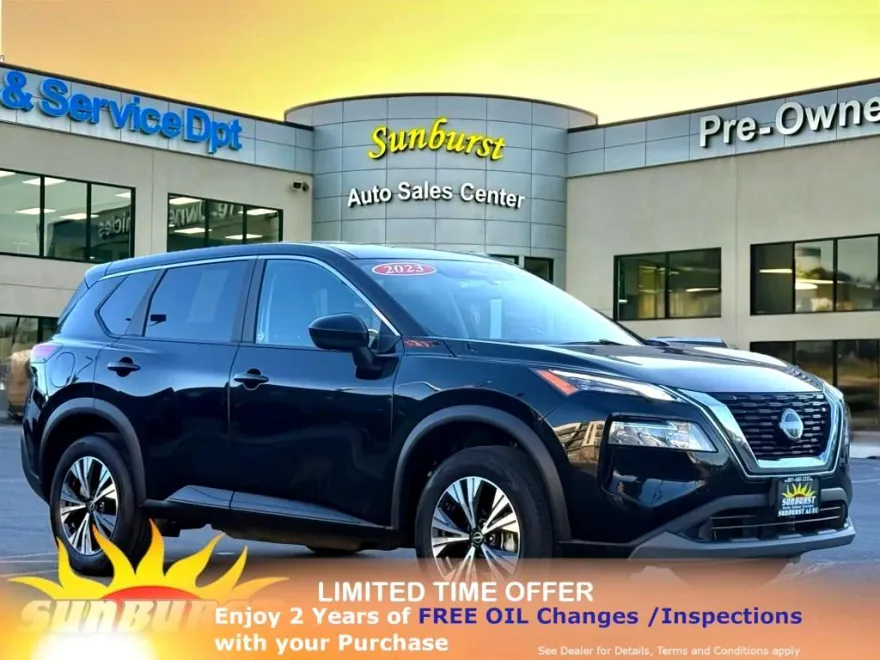 2023 Nissan Rogue SV photo 1