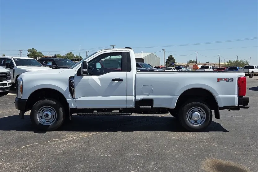 2025 Ford F-250 XL photo 1