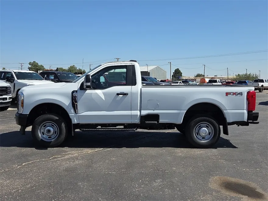 2025 Ford F-250 XL photo 1
