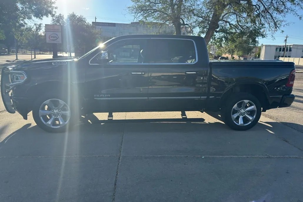 2019 Ram 1500 Limited photo 1