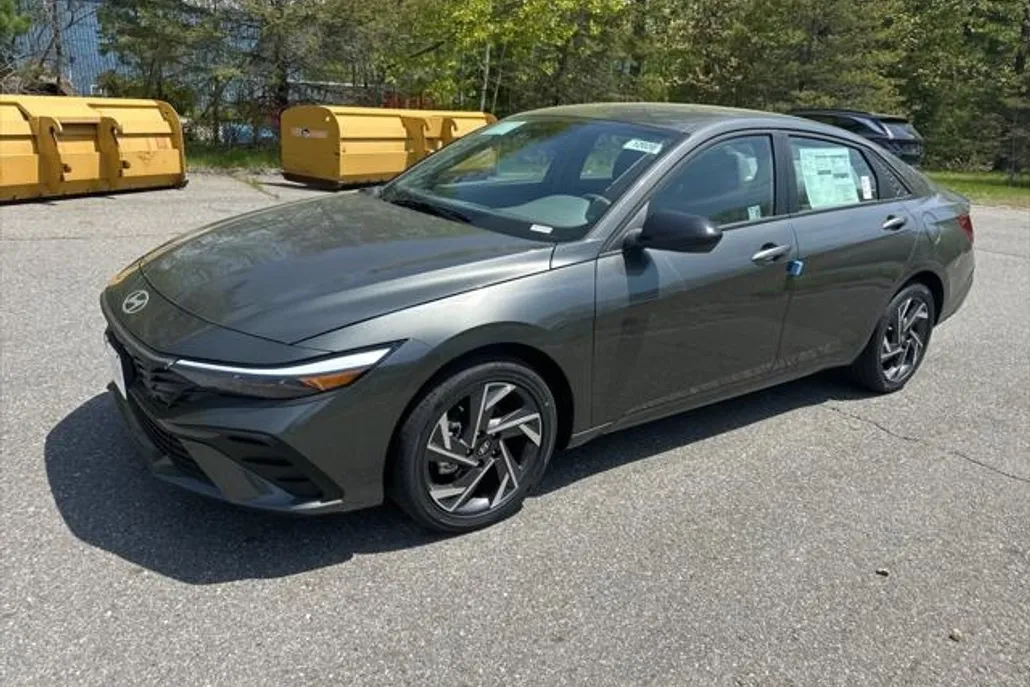 2025 Hyundai Elantra Hybrid SEL Sport photo 1