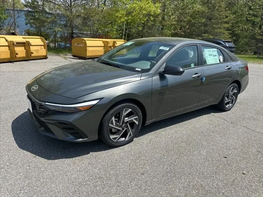2025 Hyundai Elantra Hybrid SEL Sport photo 1