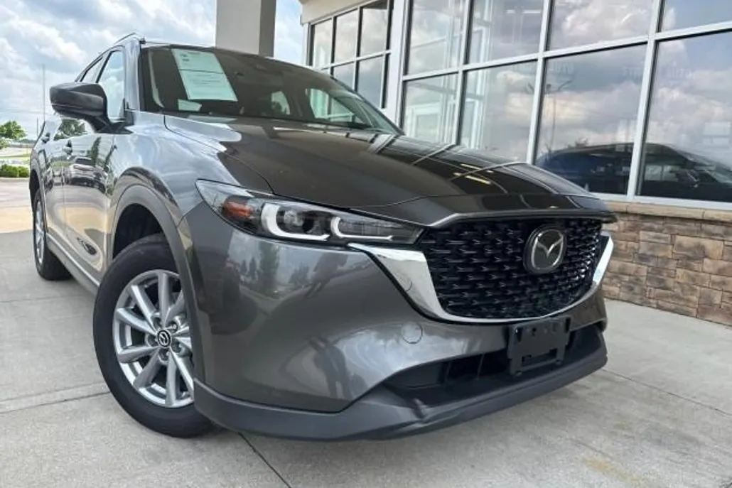 2023 Mazda CX-5 2.5 S Preferred photo 1