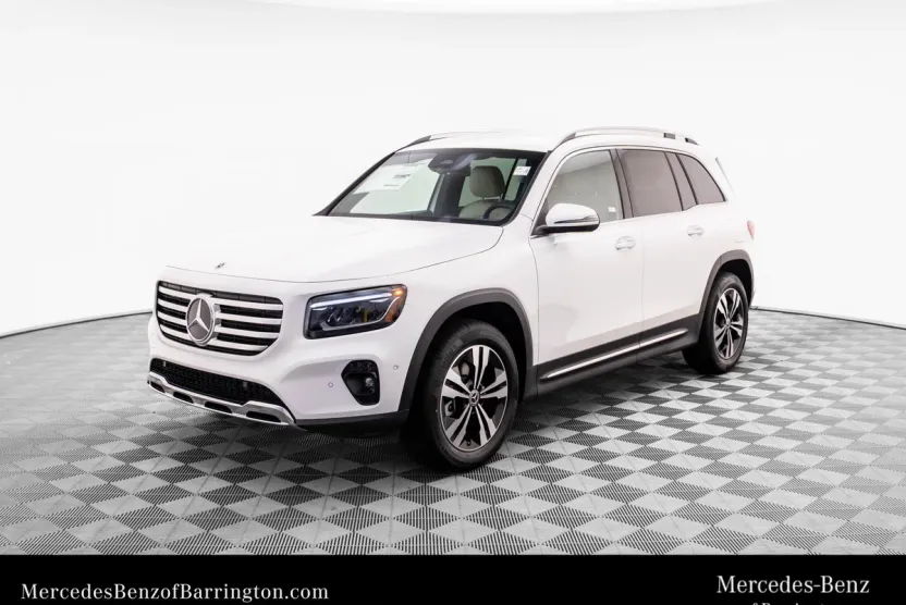 2025 Mercedes Benz GLB 250 4MATIC photo 1