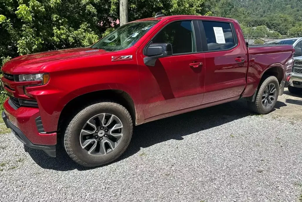 2021 Chevrolet Silverado 1500 RST photo 1