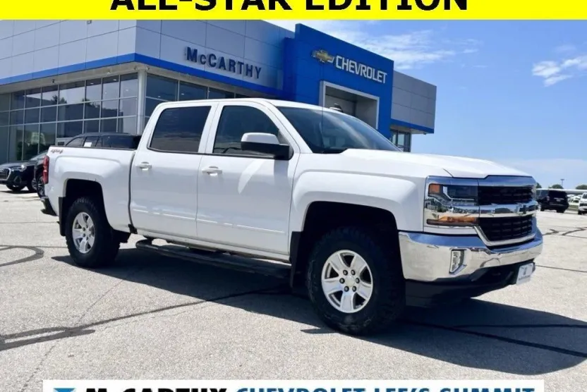 2017 Chevrolet Silverado 1500 LT1 photo 1