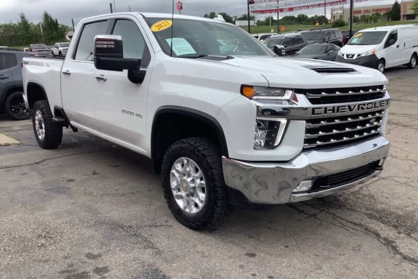 2023 Chevrolet Silverado 2500HD LTZ photo 1