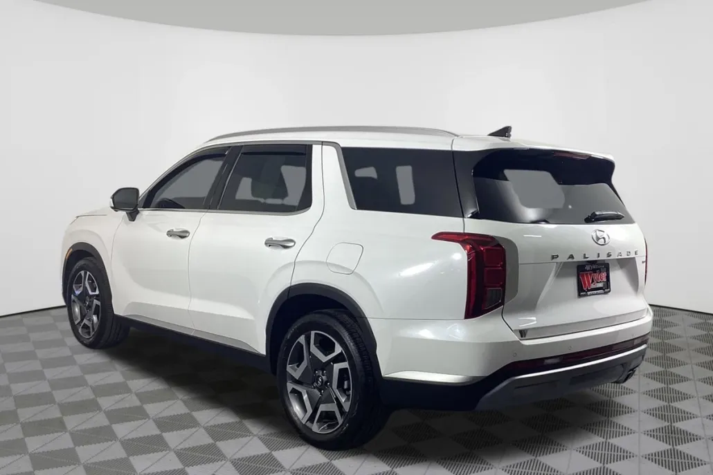 2025 Hyundai Palisade SEL photo 1
