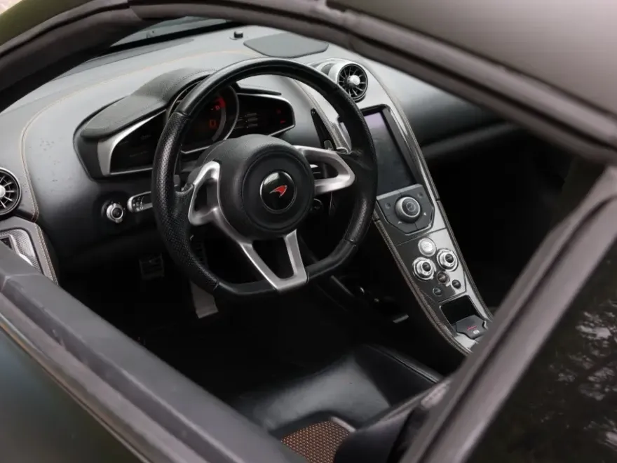 2013 Mclaren MP4-12C photo 7