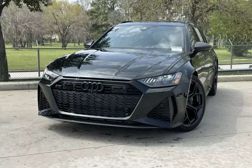 2025 Audi RS 6 Avant Performance photo 1