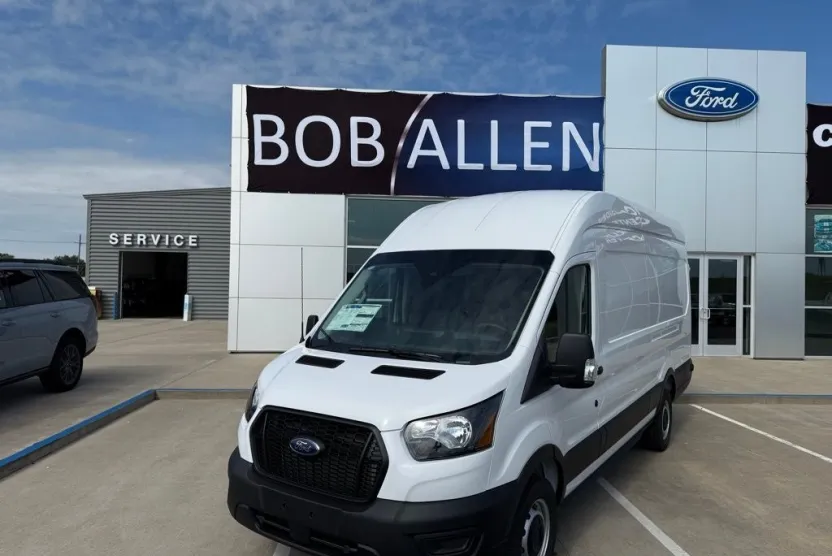 2025 Ford Transit photo 1