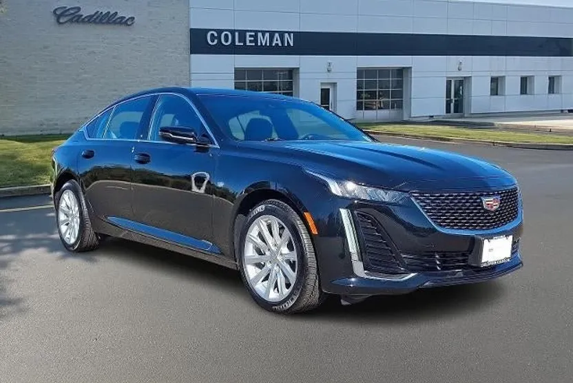 2023 Cadillac CT5 Luxury photo 1