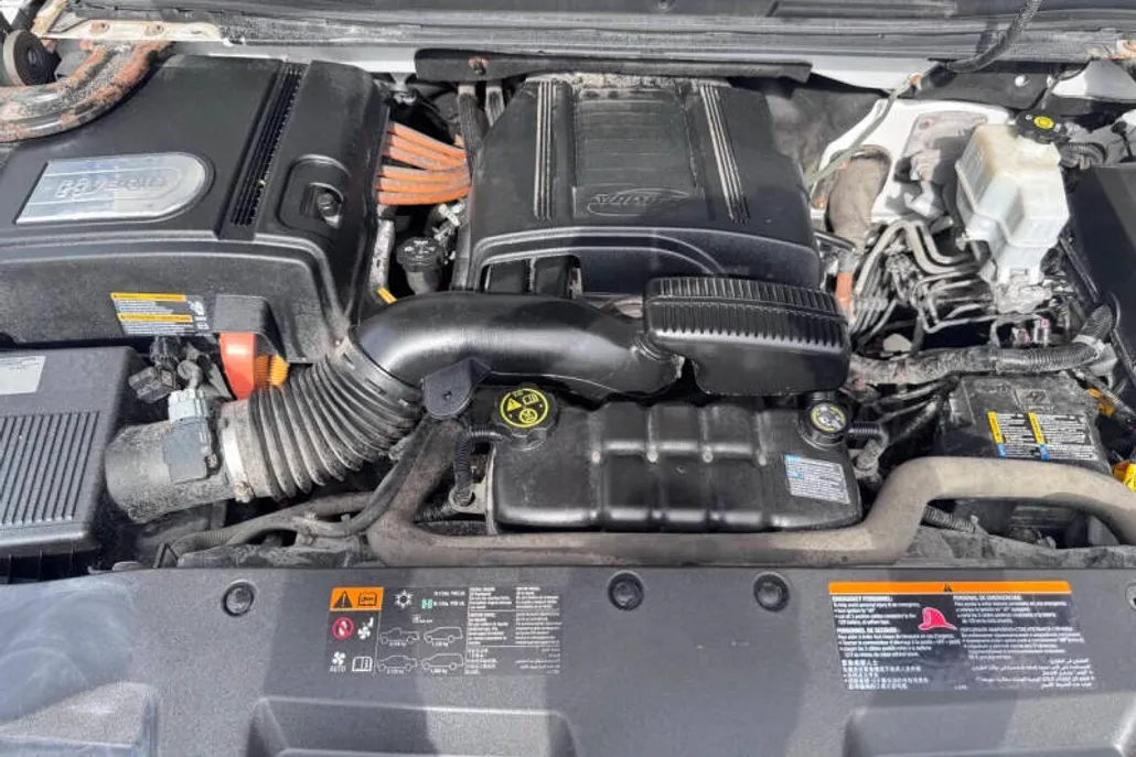2012 Chevrolet Silverado Hybrid photo 1