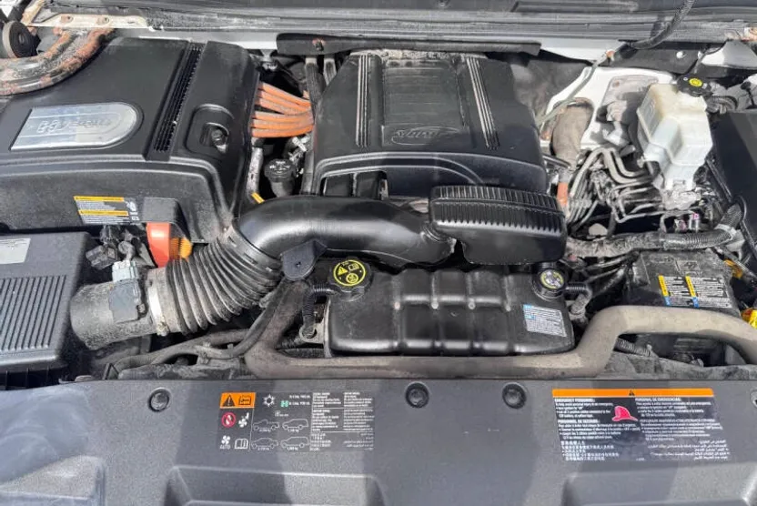 2012 Chevrolet Silverado Hybrid photo 1