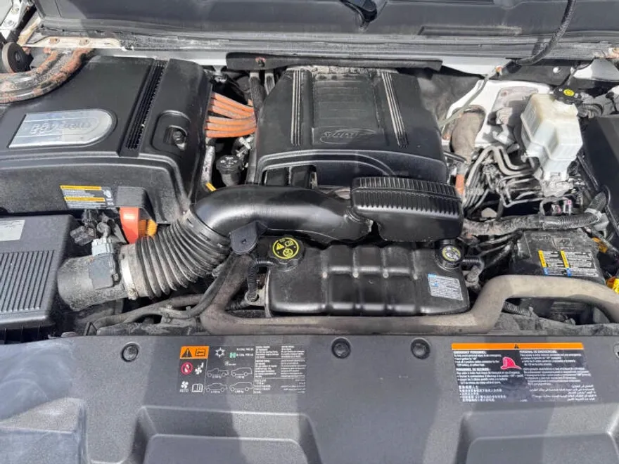 2012 Chevrolet Silverado Hybrid photo 1