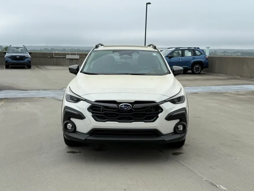 2024 Subaru Crosstrek Limited photo 1