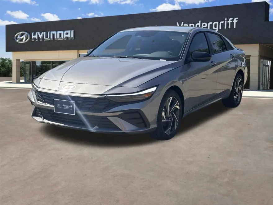 2025 Hyundai Elantra SEL Sport photo 1