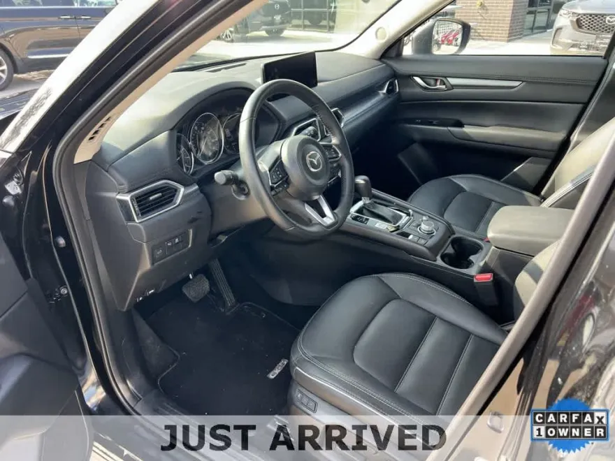 2025 Mazda CX-5 2.5 S Preferred photo 1