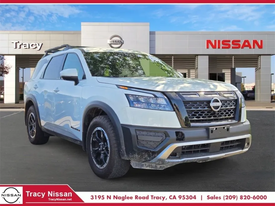 2024 Nissan Pathfinder Rock Creek photo 1